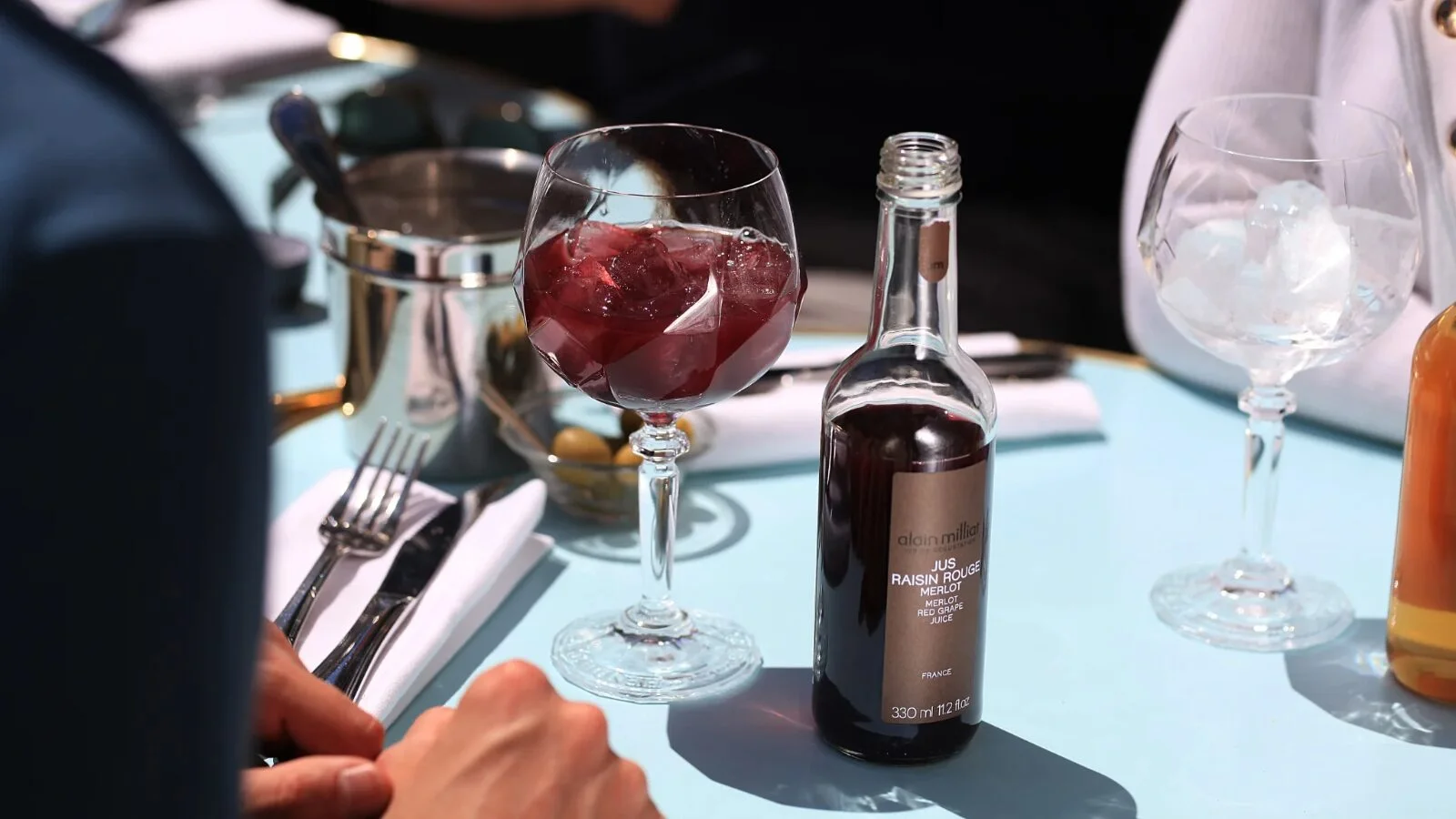 Rauður Merlot vínberjasafi